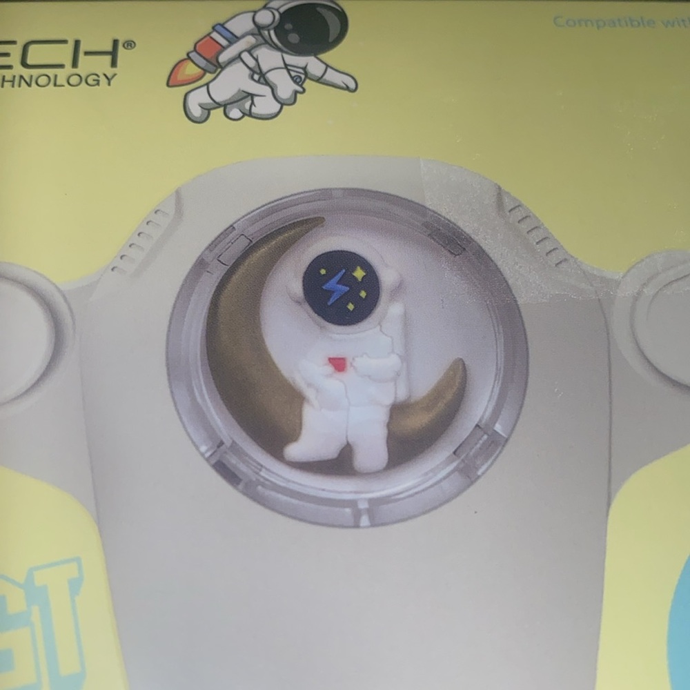 Kawaii Universal Air Vent Car Mount - Picture 3 of 4